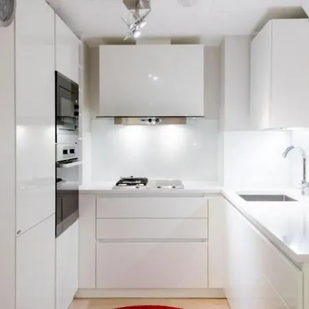 Apartman Cozy In A Residential Area Of *